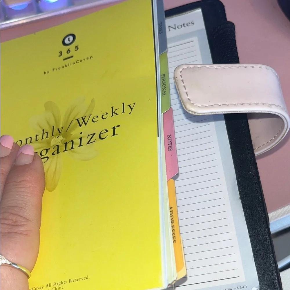Franklin Covey Brown and Pink Personal Rings Planner